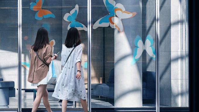 Transparan P3.91 Holographic Led Screen Full Color Led Display Screen Holographic Invisible Invisible Led Screen 1